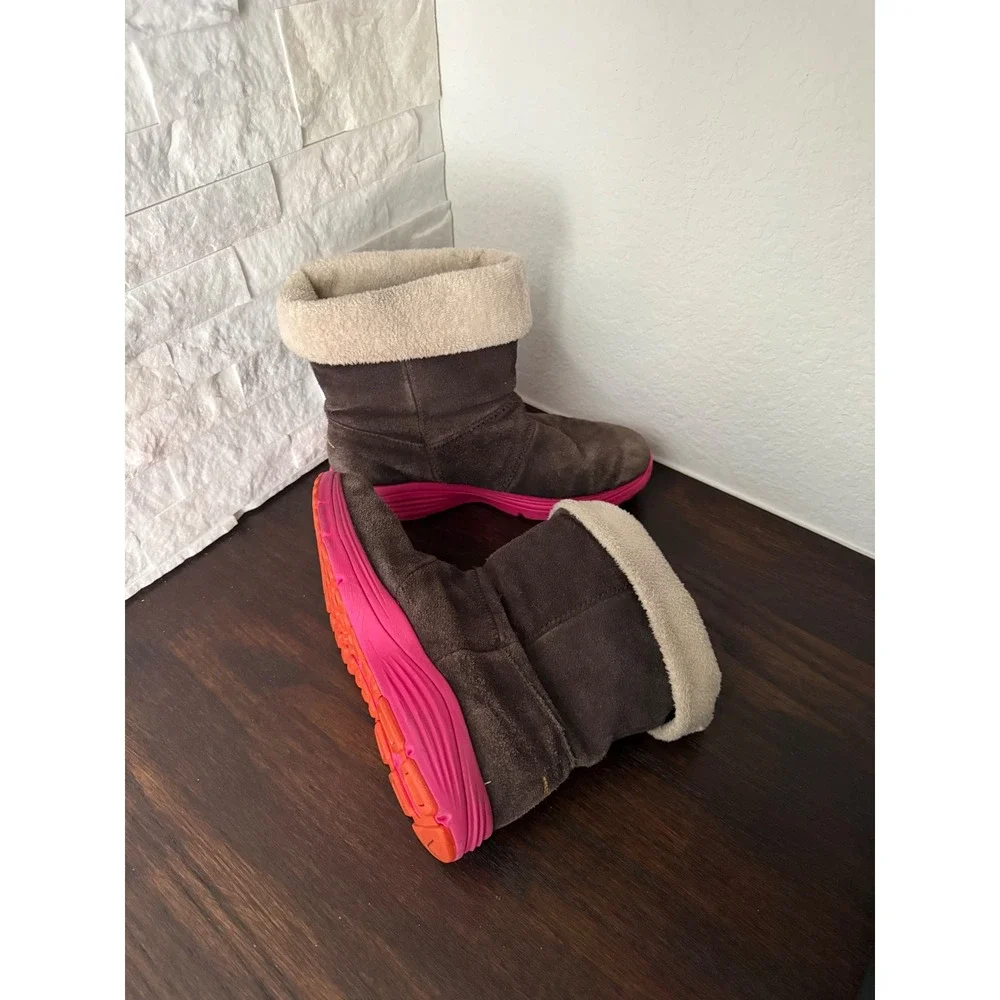 Nike Youth Brown Suede Faux Fur Winter Boots Pink Sole 525261-201 Size 4Y